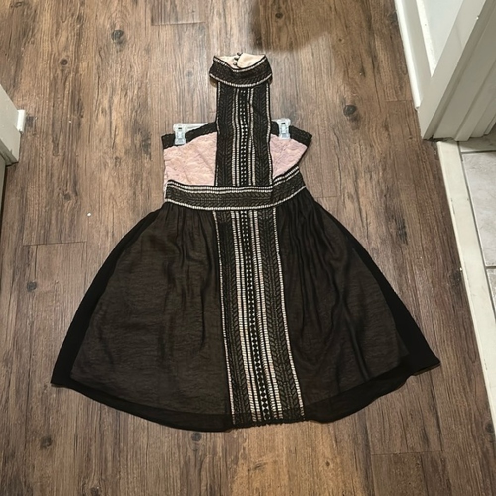 Venus M Dress